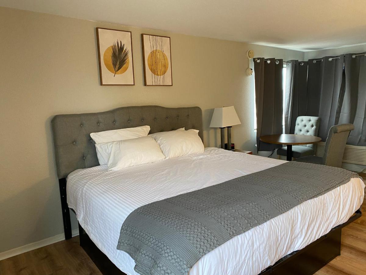 Ways Motel Hampton Εξωτερικό φωτογραφία